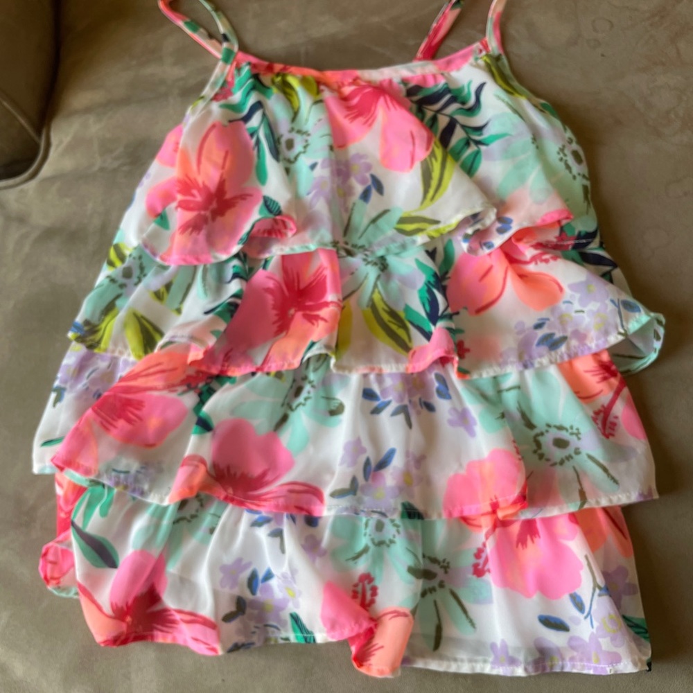 Floral ruffle tank